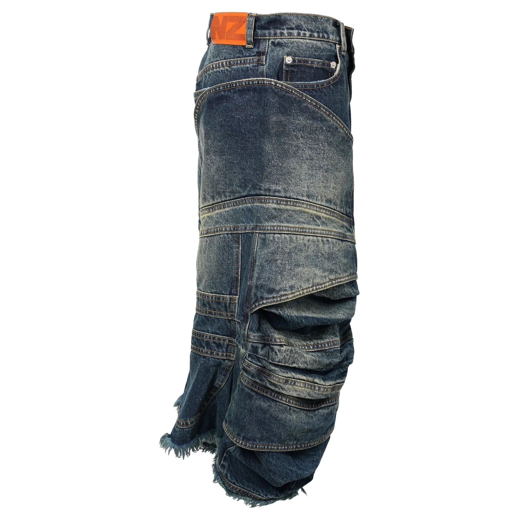 EXPANDABLE SHORTS / LIGHT WASH