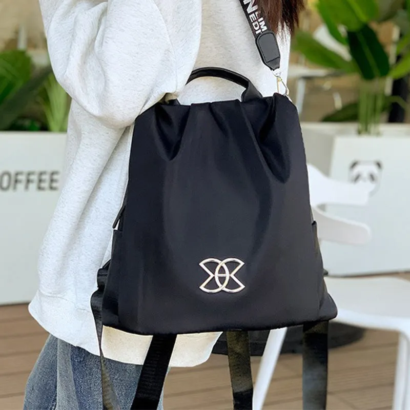 Lightweight and practical, stylish and generous! Multi-purpose large capacity lightweight shoulder bag, add color to your life.